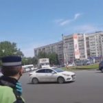 Ульяновскую полицию кинули на защиту поправок к Конституции. Онлайн-трансляция с места задержания автомобиля КПРФ